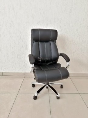 Кресло Barneo K-303 для руководителя (черная экокожа) в Салехарде - salekhard.ok-mebel.com | фото 1
