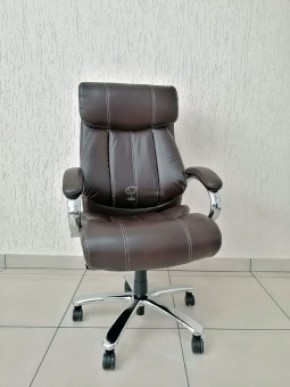 Кресло Barneo K-303 для руководителя (коричневая экокожа) в Салехарде - salekhard.ok-mebel.com | фото