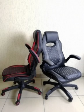 Кресло геймерское Barneo K-37 (черная экокожа красные вставки) в Салехарде - salekhard.ok-mebel.com | фото 2