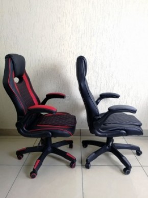 Кресло геймерское Barneo K-37 (черная экокожа красные вставки) в Салехарде - salekhard.ok-mebel.com | фото 3