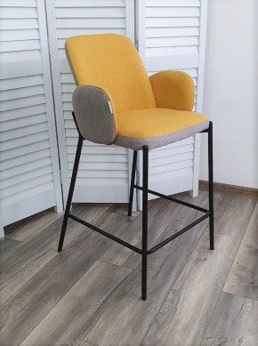 Полубарный стул NYX (H=65cm) VF106 желтый / VF120 серый М-City в Салехарде - salekhard.ok-mebel.com | фото